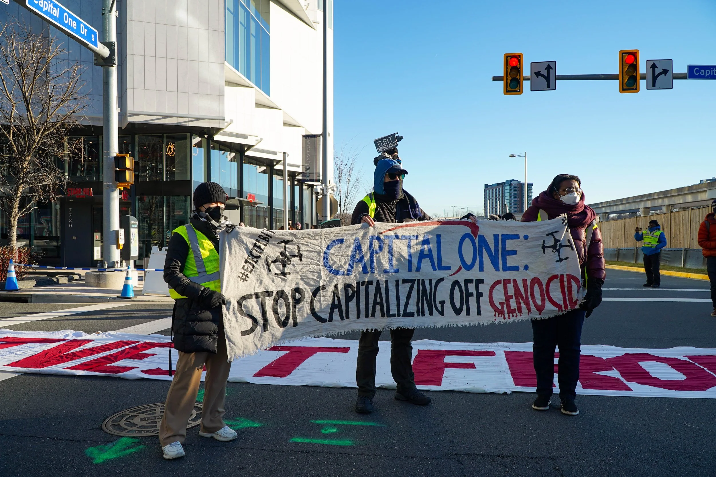 cap one protest 20 - photos from @Morzco.jpg