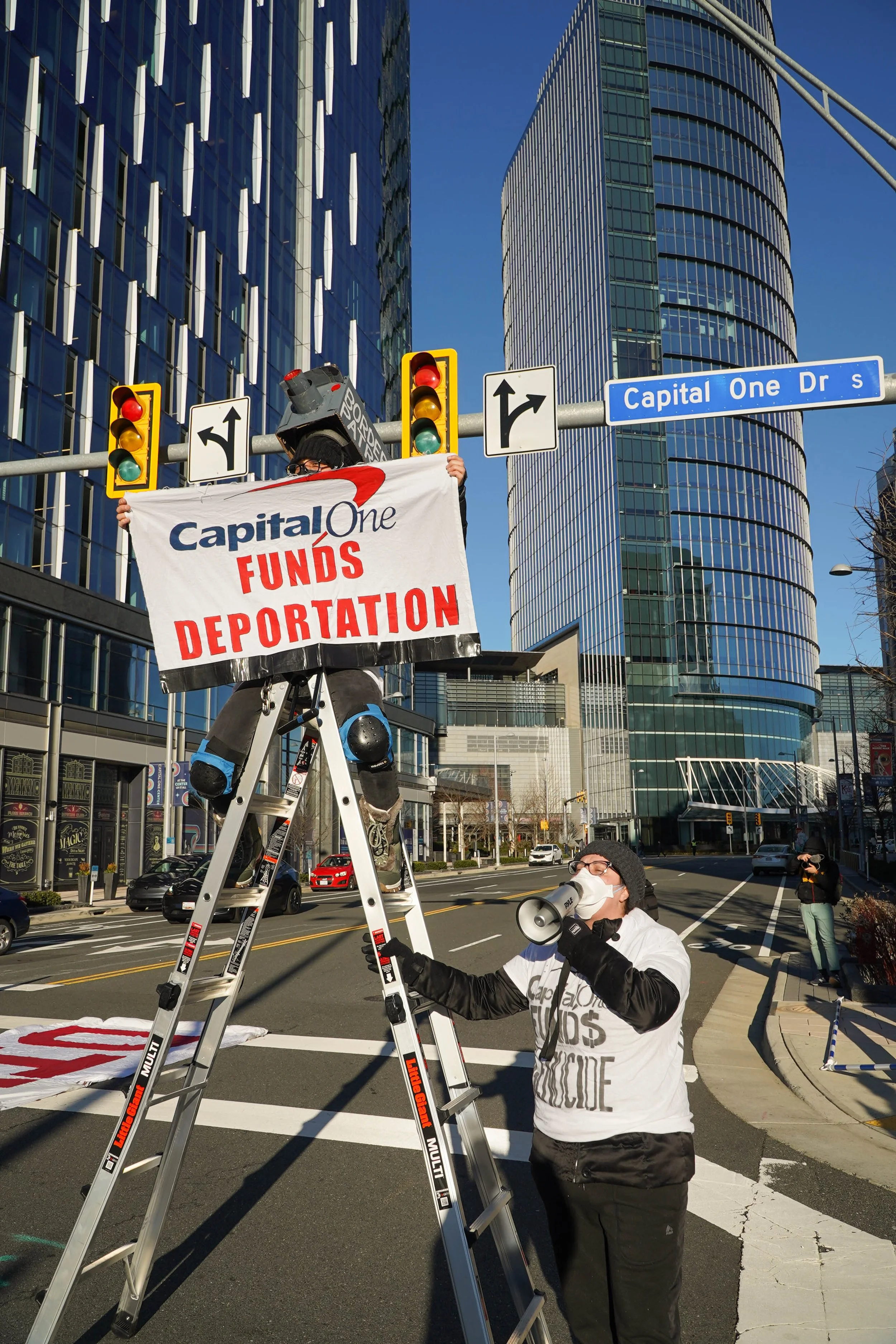 cap one protest 33 - photos from @Morzco.jpg