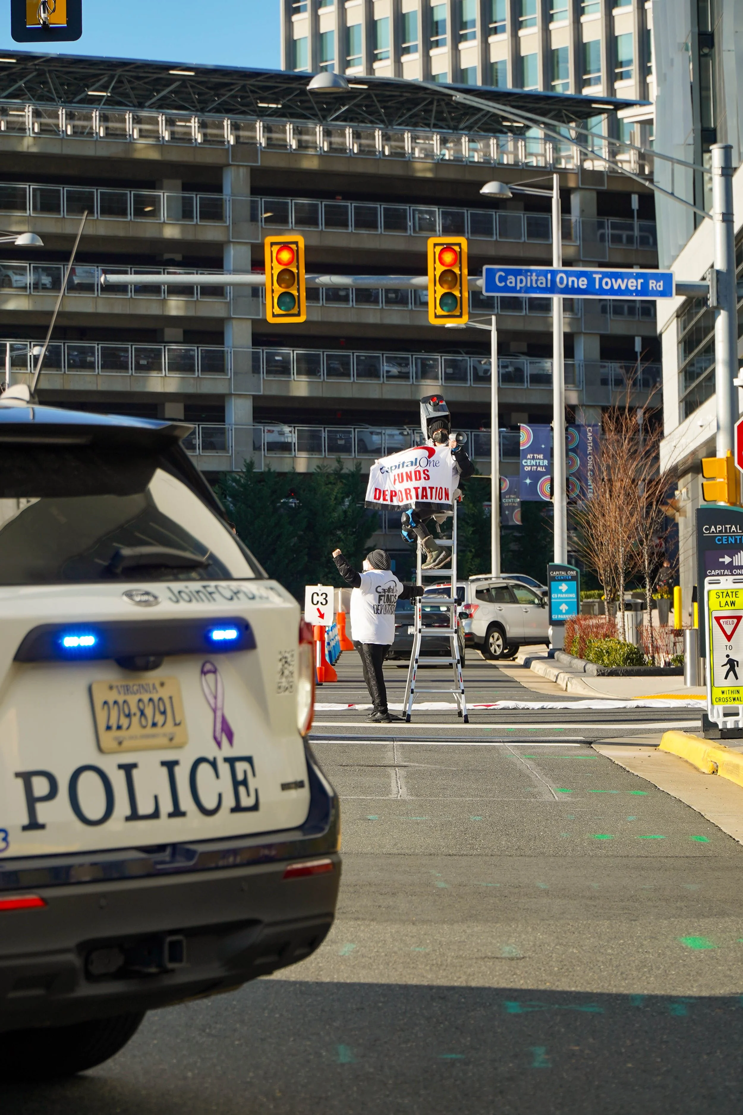 cap one protest 46 - photos from @Morzco.jpg