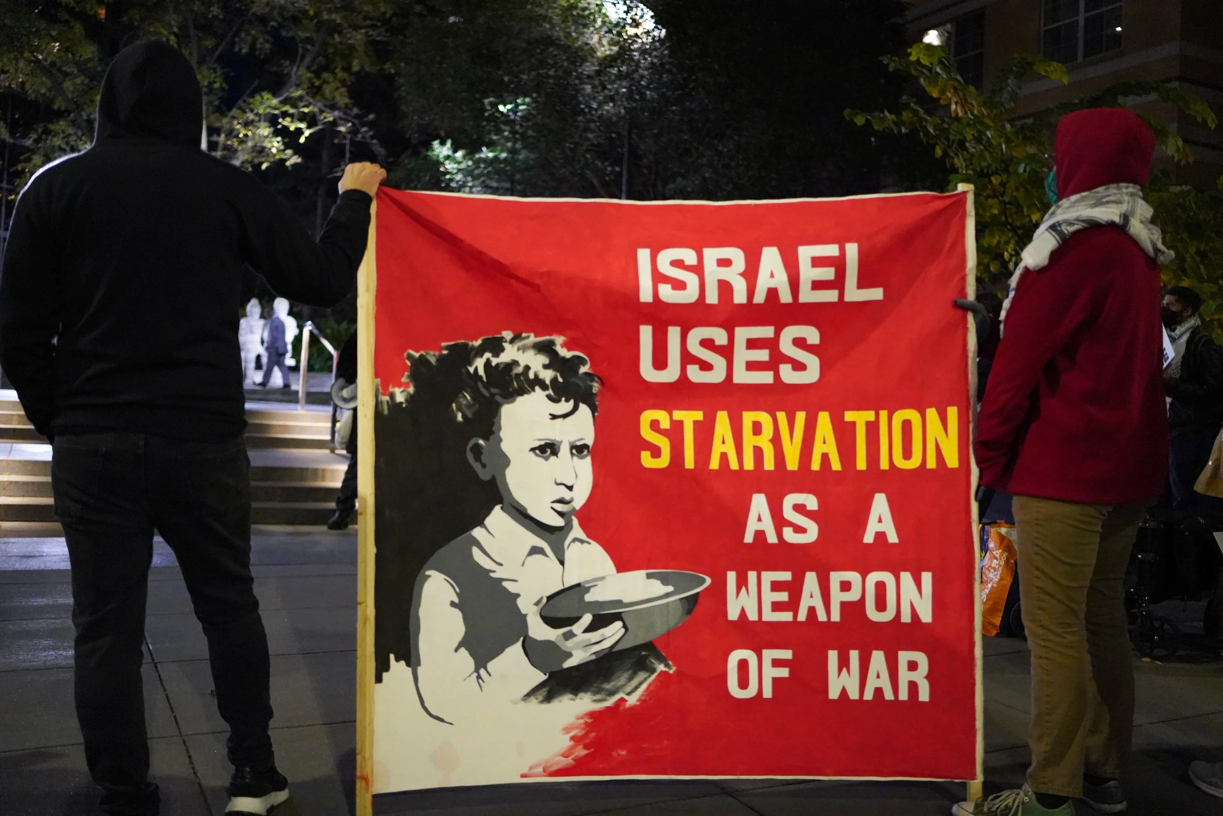 israel uses starvation.jpg