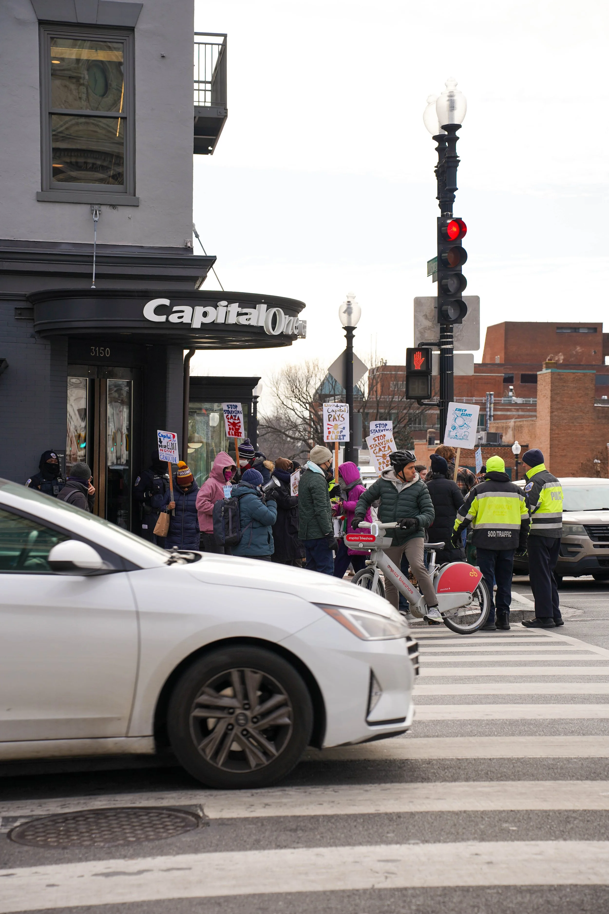 Cap 1 picket 1-24 - 26.jpg