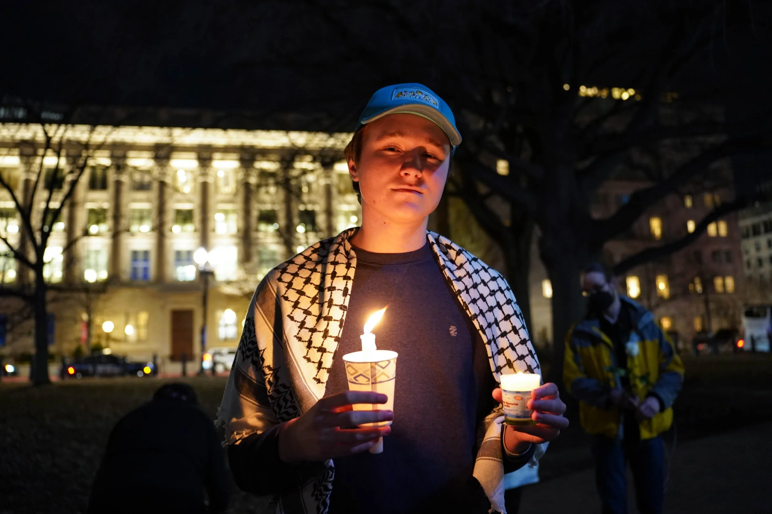 crowd candle 9.jpg