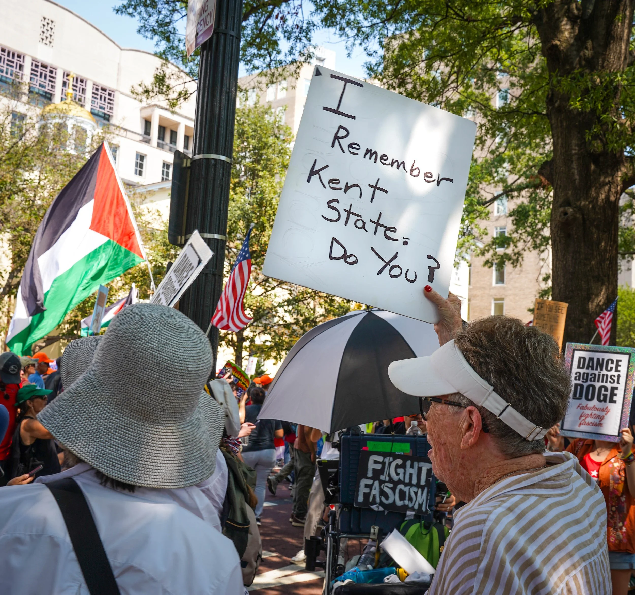 anti trump 9-06-2025 27.jpg