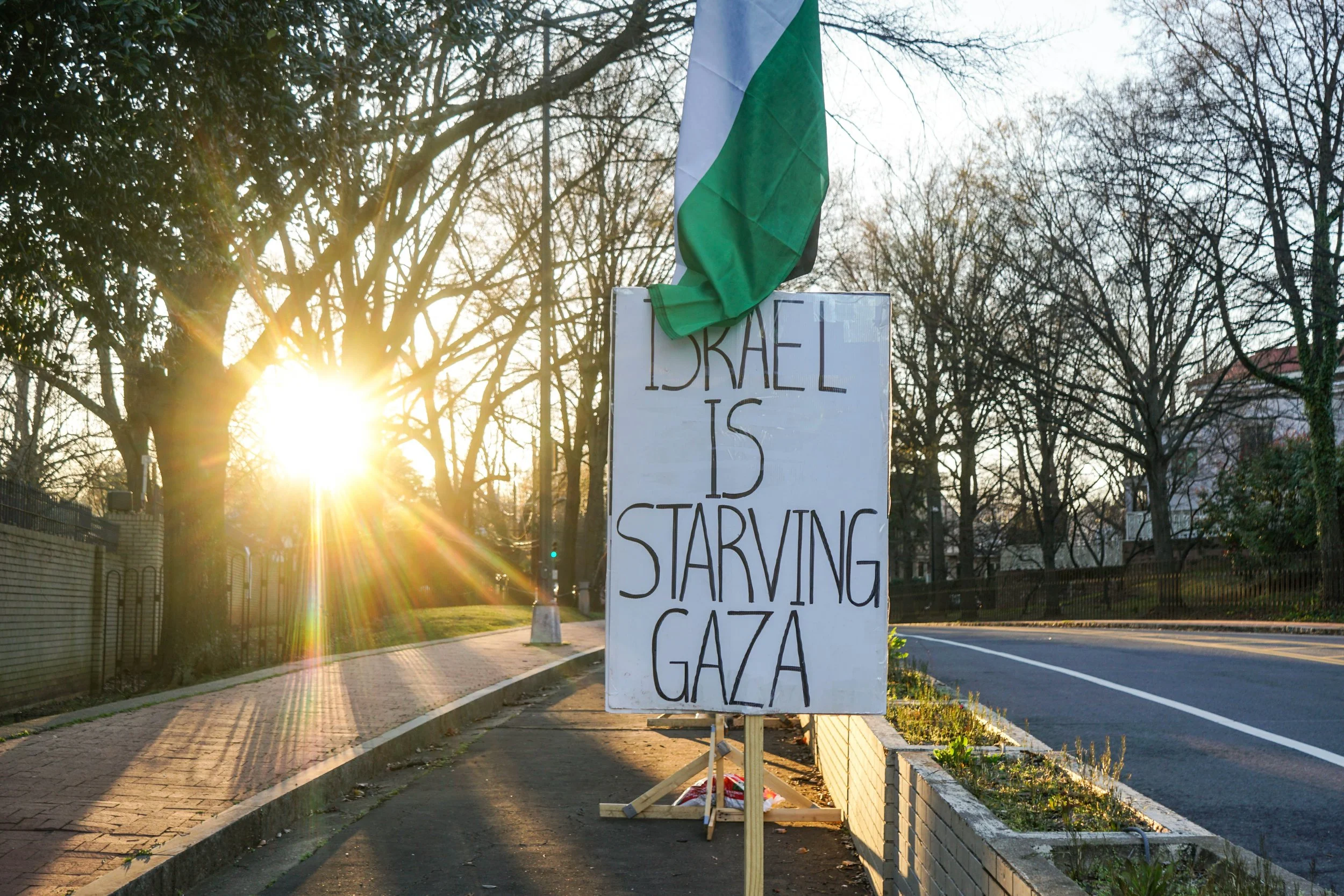 KI ISrael starving Gaza sunlight.jpg