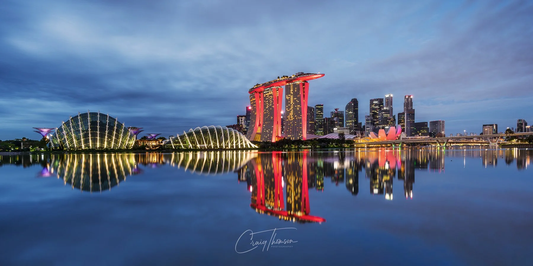 Marina Bay Sands Panorama.jpg