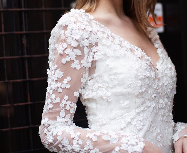 White bride 🌷
&bull;
&bull;
&bull;
&bull;
&bull;
#stasia#stasiacouture#styleoftheday#stylegram#style#trends#trends2019#prom#wedding#silk#lace#handmade#custommade#fashion#bespokefashion#copenhagen#closeup#flatlayfashion#moodboard#fashioninspo#fashion