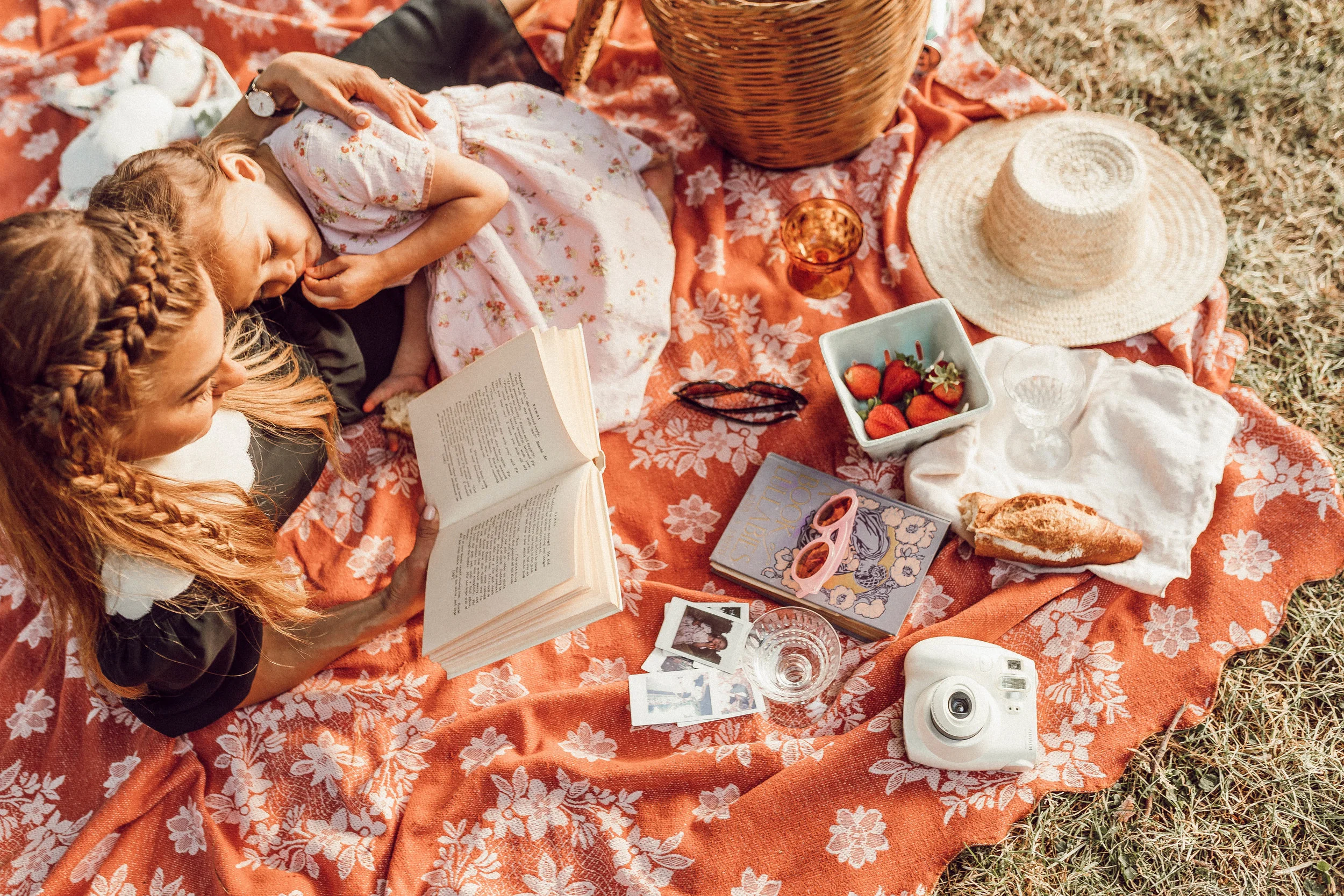 Must Read Travel Books by Female Authors 