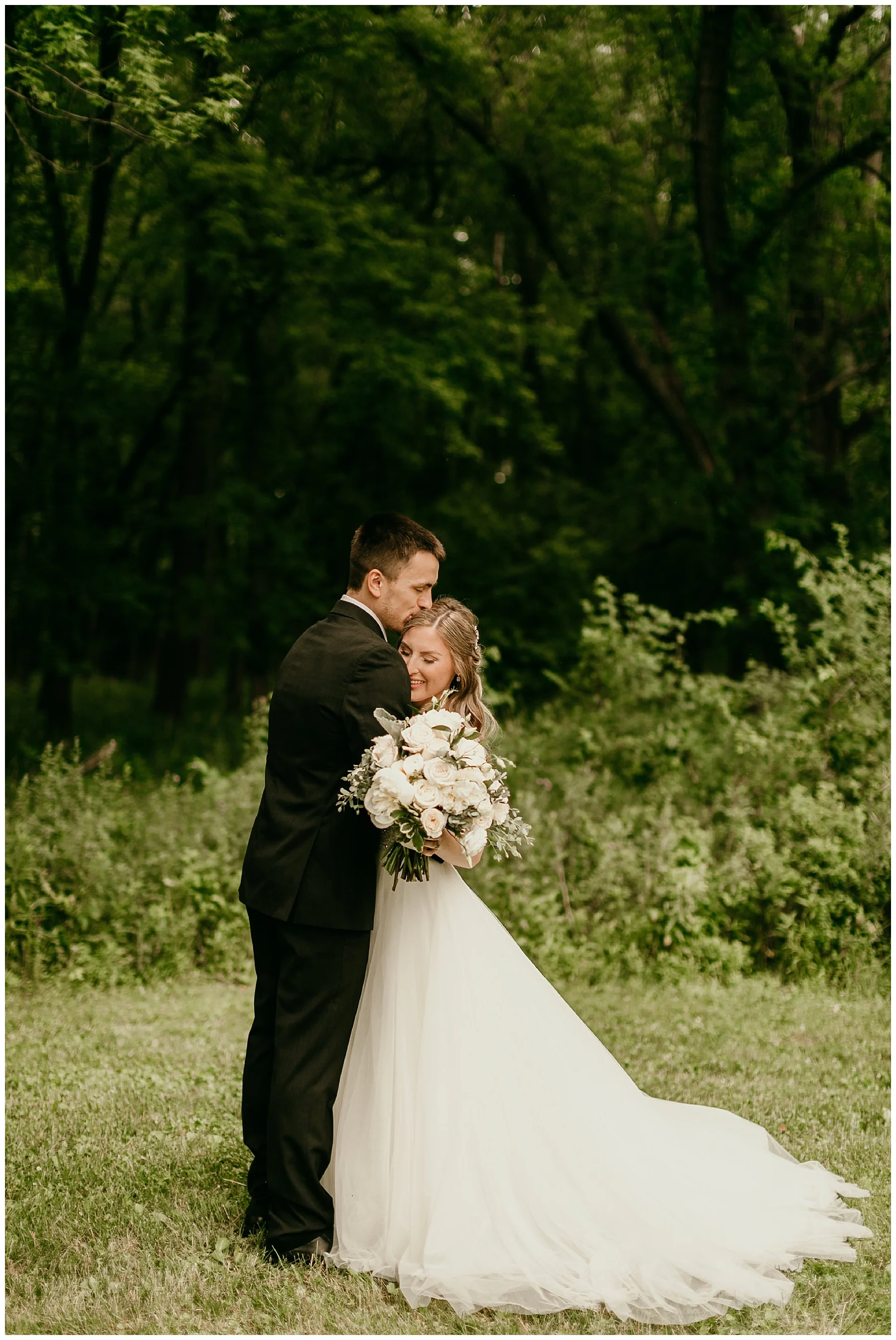 IowaCityWeddingKaliSlaymakerPhotographyDestinationWeddingPhotographer34.jpg