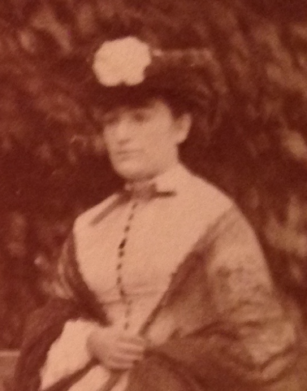 Gabrielle d'Albon 2.png