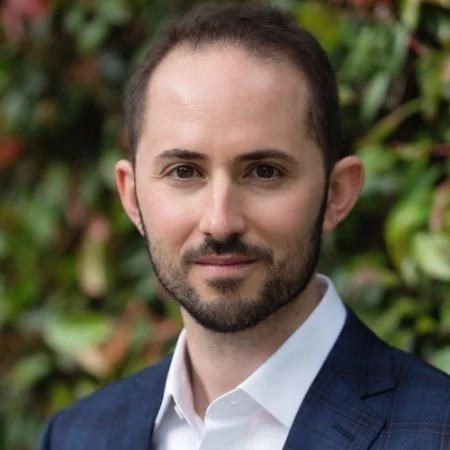 Erik Murphy-Chutorian (8th Wall) on Enabling Breakout Mobile AR Apps &amp; Photobombing With The Hoff