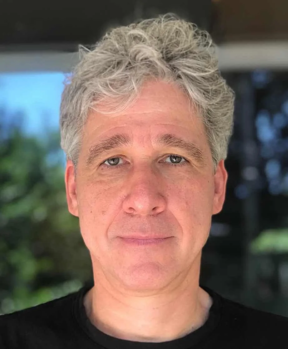 Adam Davis (Amalgamated Vision) on Focusing on What Matters with Wearable Displays for Healthcare and Enterprise