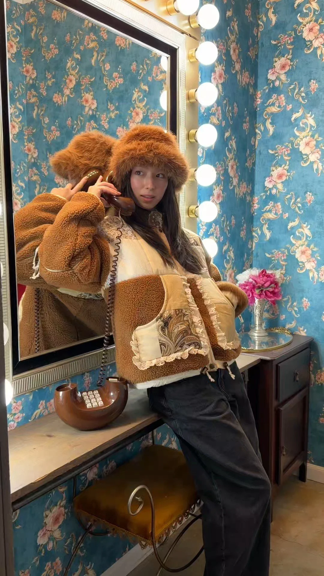 Manteau en sherpa beige et marron