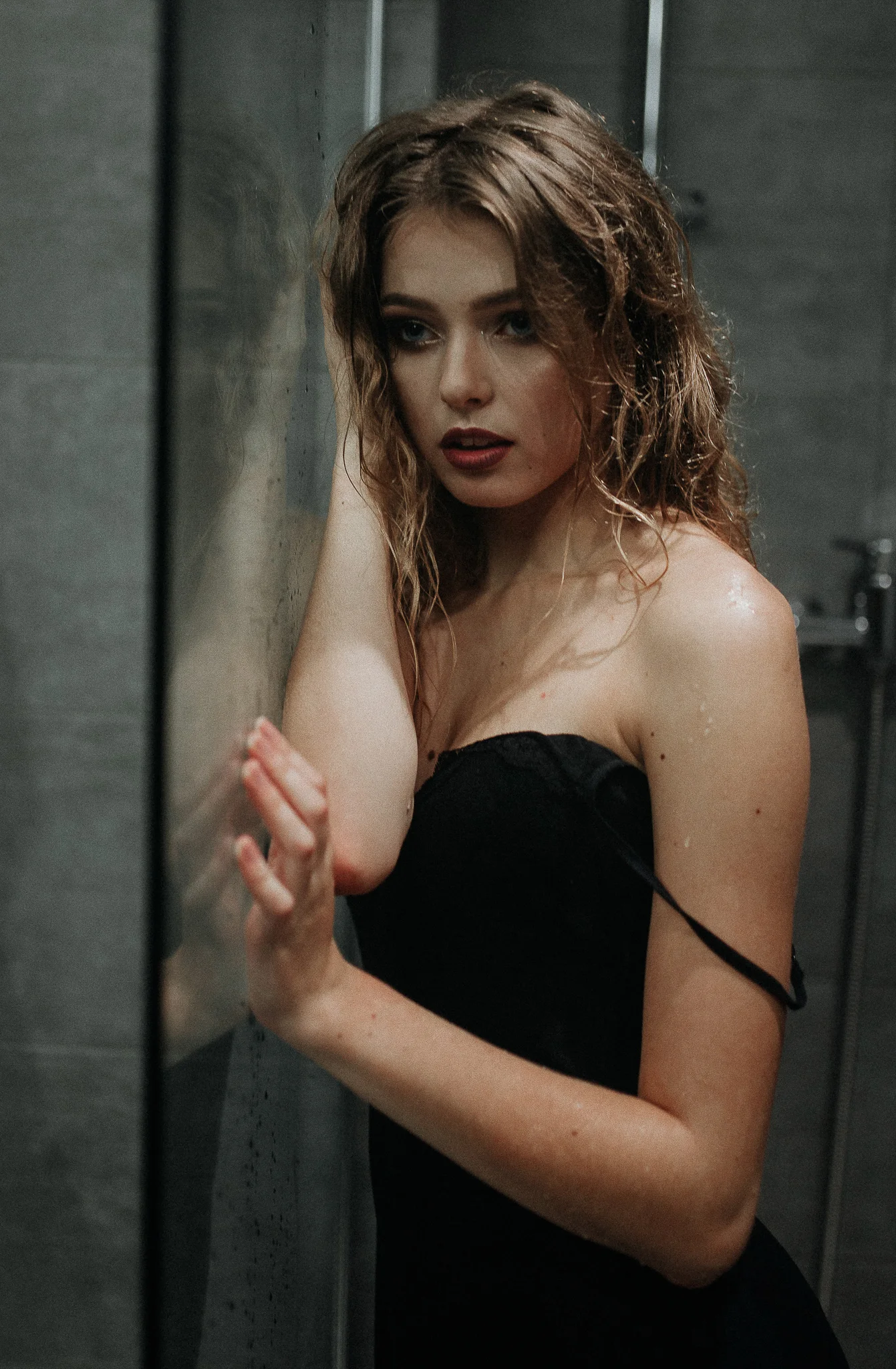 shower-sensual-girl.jpg