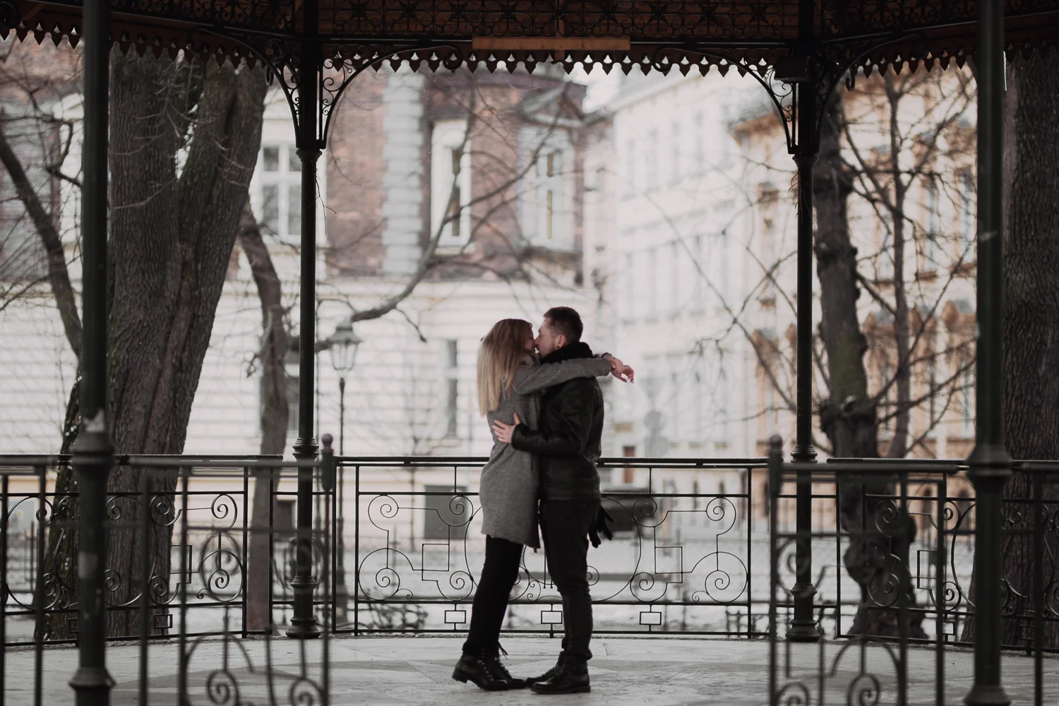 Couple-engagement-tips-1.jpg