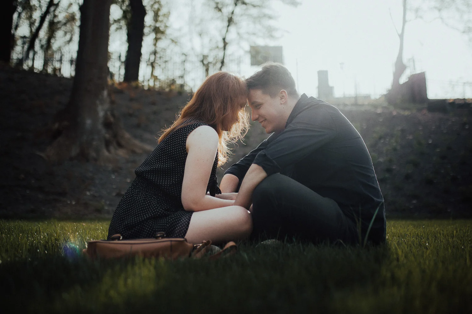 Engagement-photoshoot-in-forest-on-mound-8.jpg