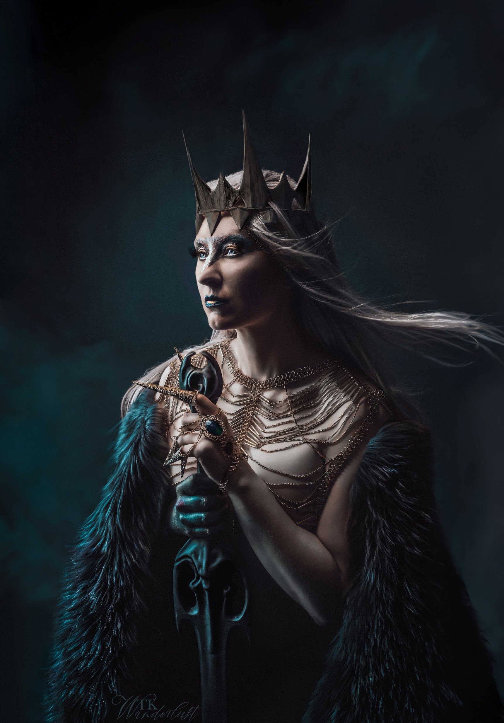 Elyse hel-Edit.jpg