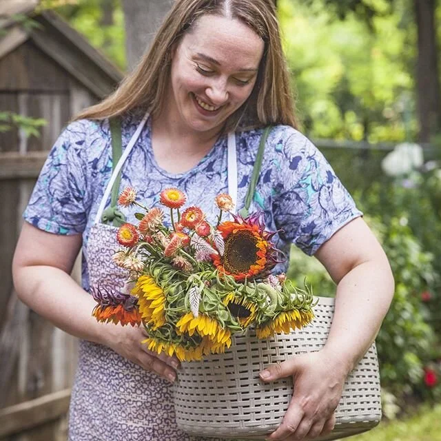 &ldquo;To plant a garden is to believe in tomorrow,&rdquo; Audrey Hepburn.  Digging in the dirt can keep you grounded, but it can be hard on the nails. Lissa can help with that!
#strongnails