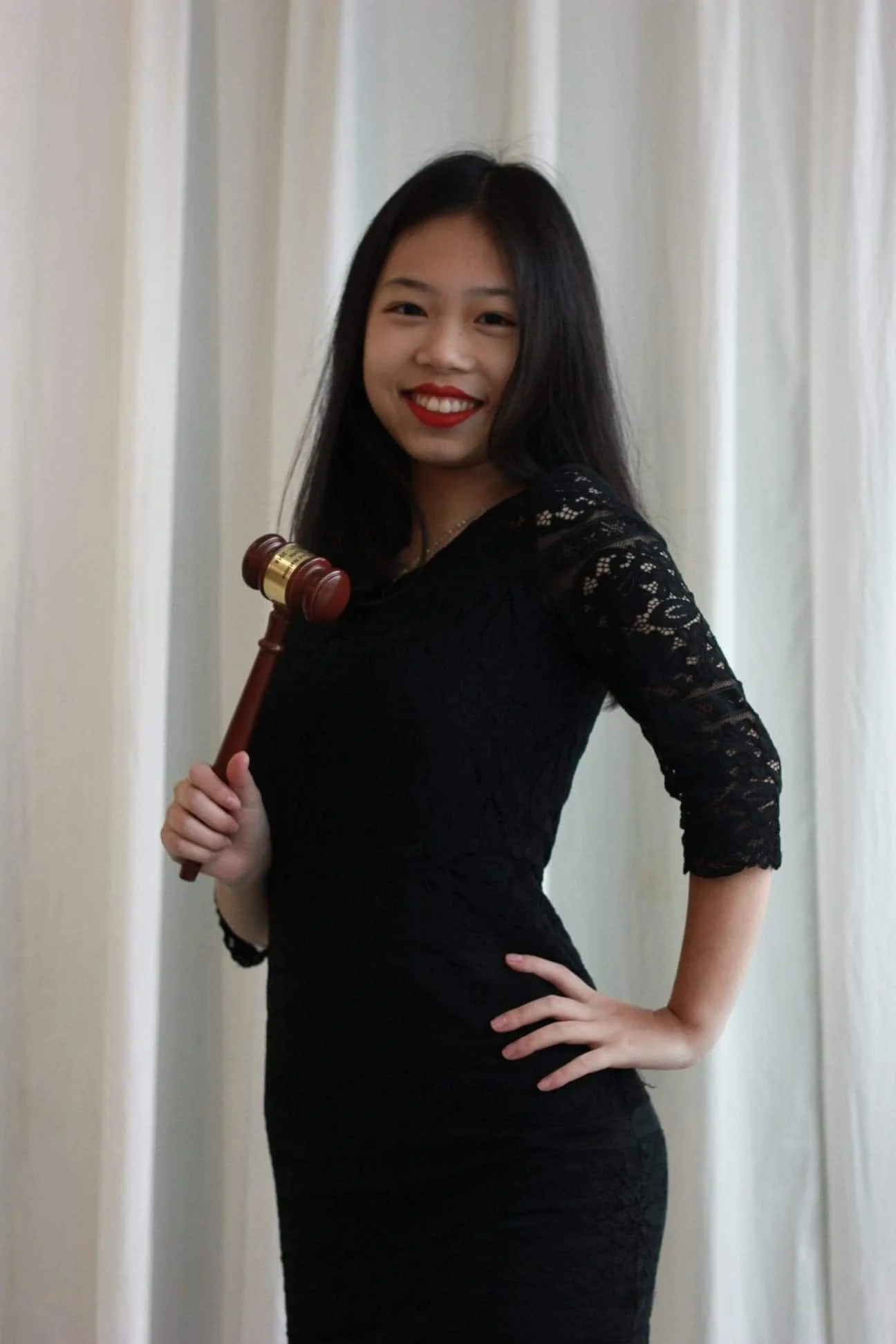 DANG QUYNH GIANG This year, we will have Dang Quynh Giang as the chair of ILO. Giang is a model of a talented leader who likes to experience. She is a senior at Hanoi-Amsterdam High School. By having been the Secretary General of Hanoi Model United Nations 2017-2018, the Head Delegate of Hanoi-Amsterdam Model UN Association Delegation 2017-2018, a delegate, chairperson and crisis directors of multiple councils made no one but her appropriate for the position as the chairperson of ILO. Giang is interested in learning foreign languages, linguistics and spends a lot of time doing research on Nôm calligraphy. In her free time, she loves reading young adult fantasy novels. Having Giang who is super supportive and super nice as the ILO chairperson, we are going to have a council that is both chill and professional.