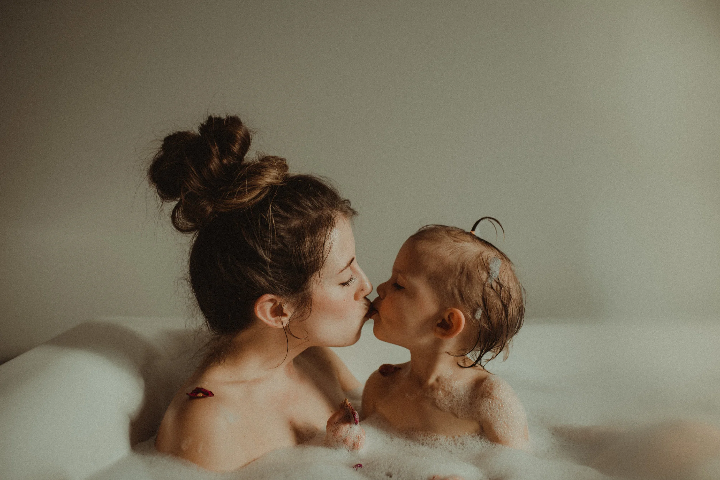 mother daughter bathing
