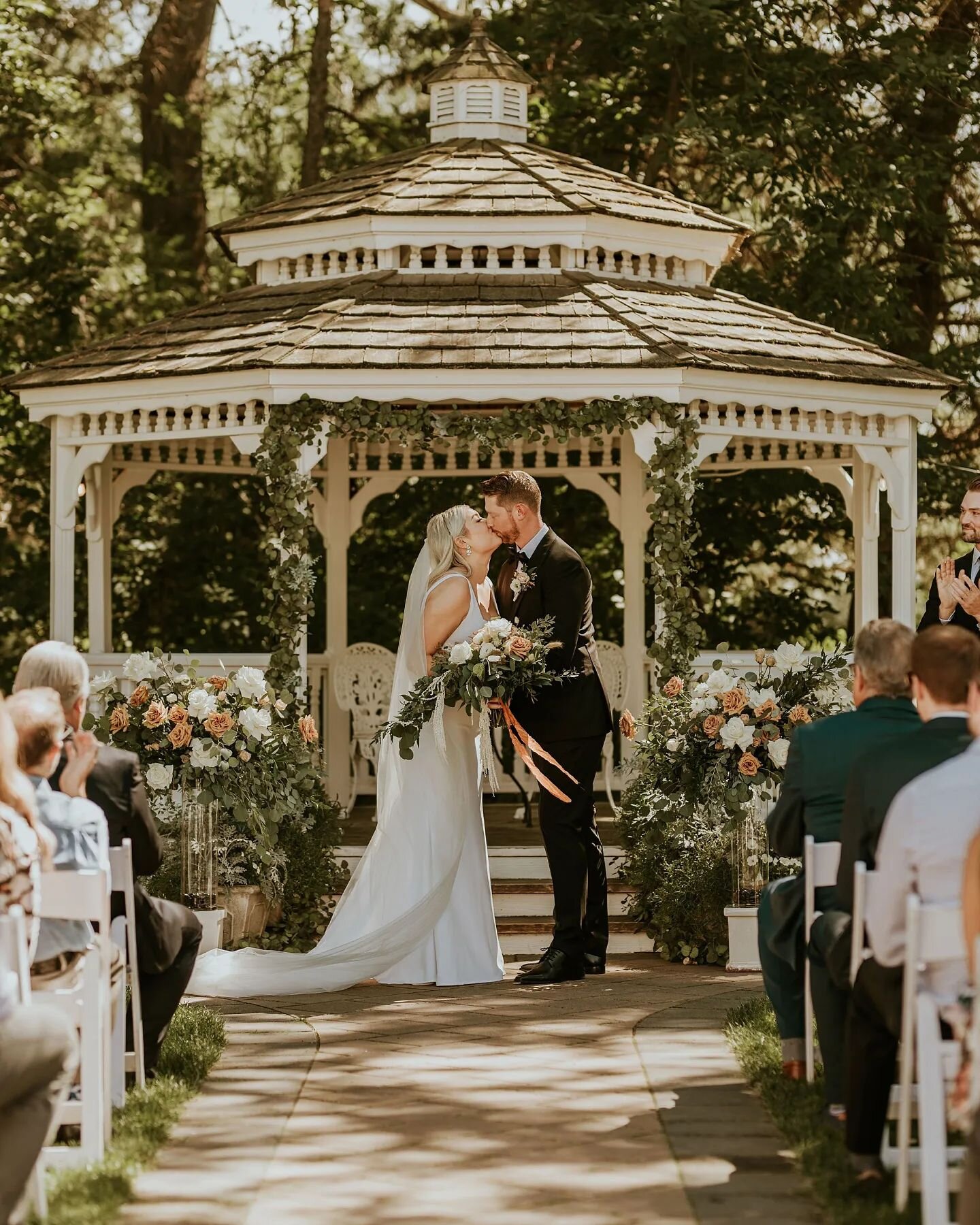 A literal fairytale day. 

Elegant and timeless. From the moment I met Carlie and Wheaton, I just knew it would be a special day but wow. The sweltering heat couldn't  wipe the smile off my face. From start to finish I was on cloud nine. 

Extra huge