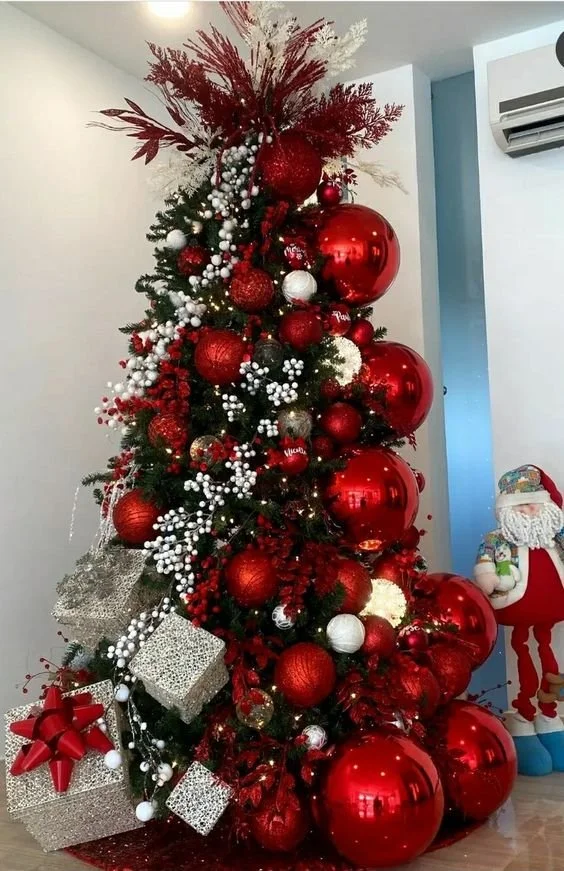 Red tree.jpg