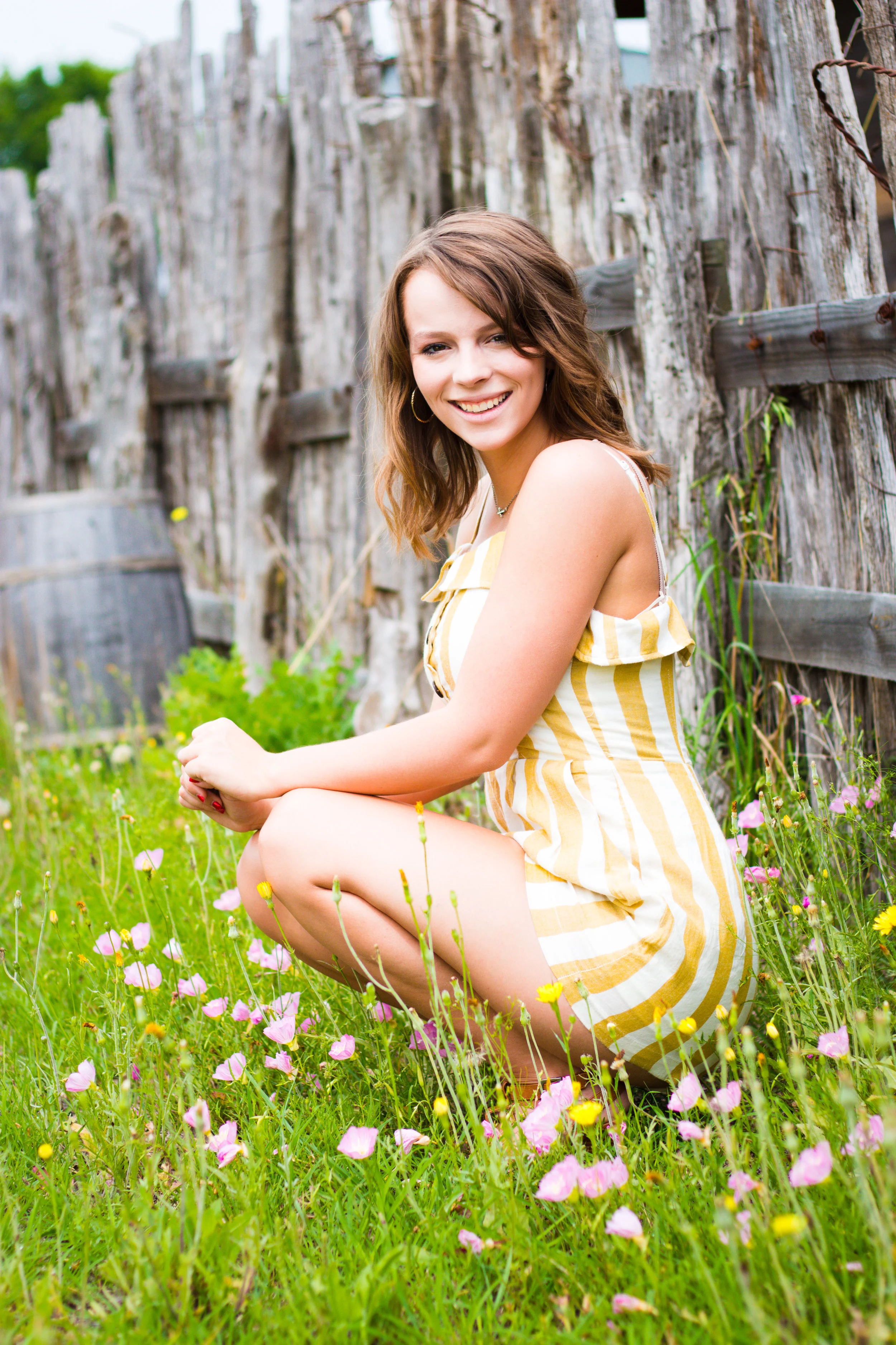 When is the best time of year to schedule senior portraits?