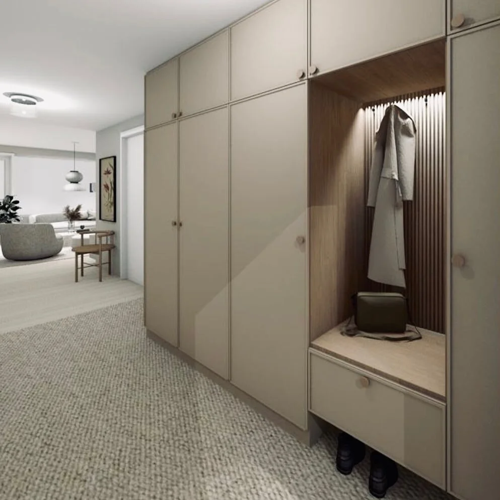 Kun sis&auml;&auml;ntulossa suosii tummempia s&auml;vyj&auml;, huoneisto avautuu valoisana ja neli&ouml;it&auml;&auml;n suurempana. T&auml;llaiset s&auml;vyt luovat my&ouml;s kodikkuutta jo sis&auml;&auml;ntuloon. 
Joskus riitt&auml;&auml;, ett&auml;