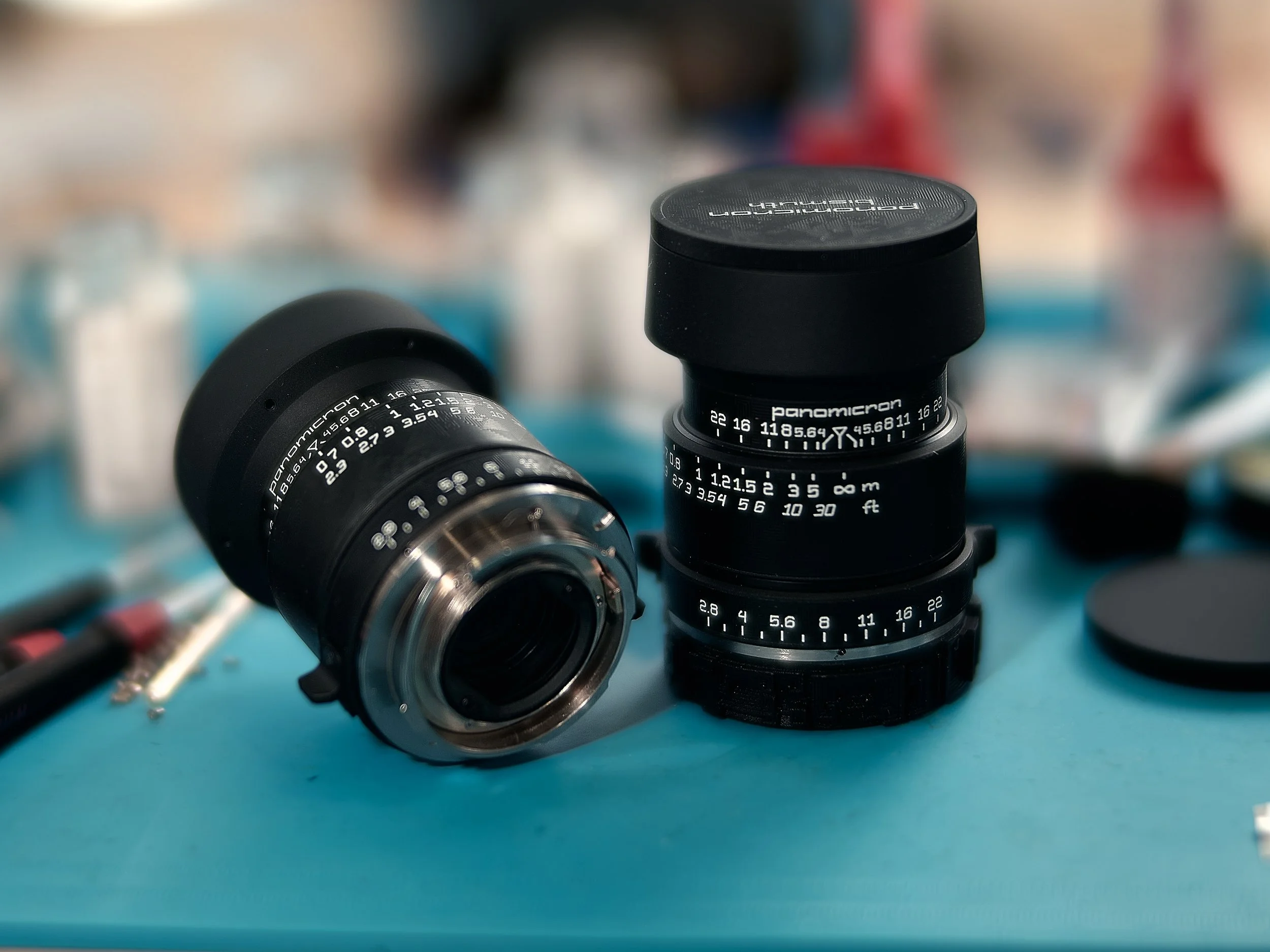 Bismuth 50mm f/2.8 1.5x M Mount Anamorphic + Viewfinder