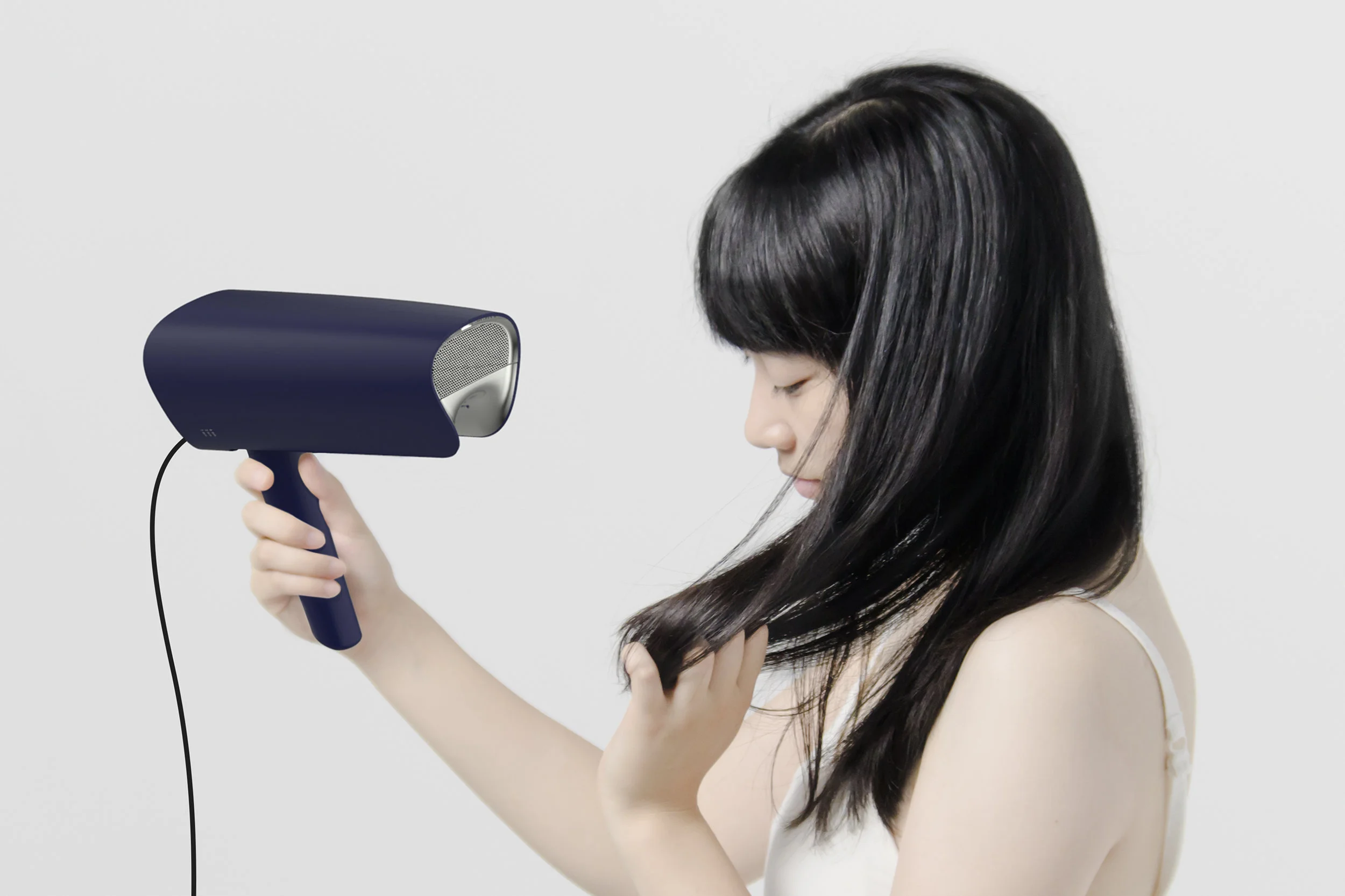 dress_hairdryer_sc2.jpg