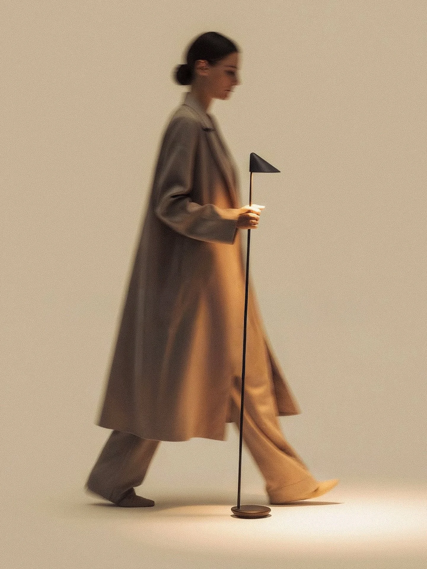 New Portable Light &ldquo;SOLO&rdquo; Launch
Event

YAMAGIWAと鈴木啓太（PRODUCT DESIGN CENTER）は、このたび発売となる新作ポータブル照明「SOLO」を、Vacant/Centreで発表します。個の時間に寄り添い、内省と没頭を静かに支える新しい灯りをぜひご体感ください。
@yamagiwa_official_ @pdctokyo @keitasuzuki_pdc 

SOLO by Keita Suzuki / PRO
