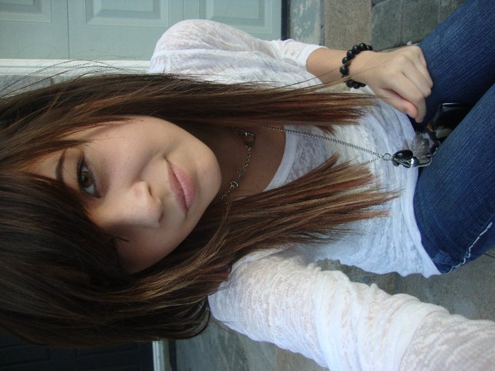 Cue embarrassing photo of me in high school to show you that i was, in fact, an embarrassing high school student at one point (YEs the photo is meant to be sideways. Do you even tumblr?)