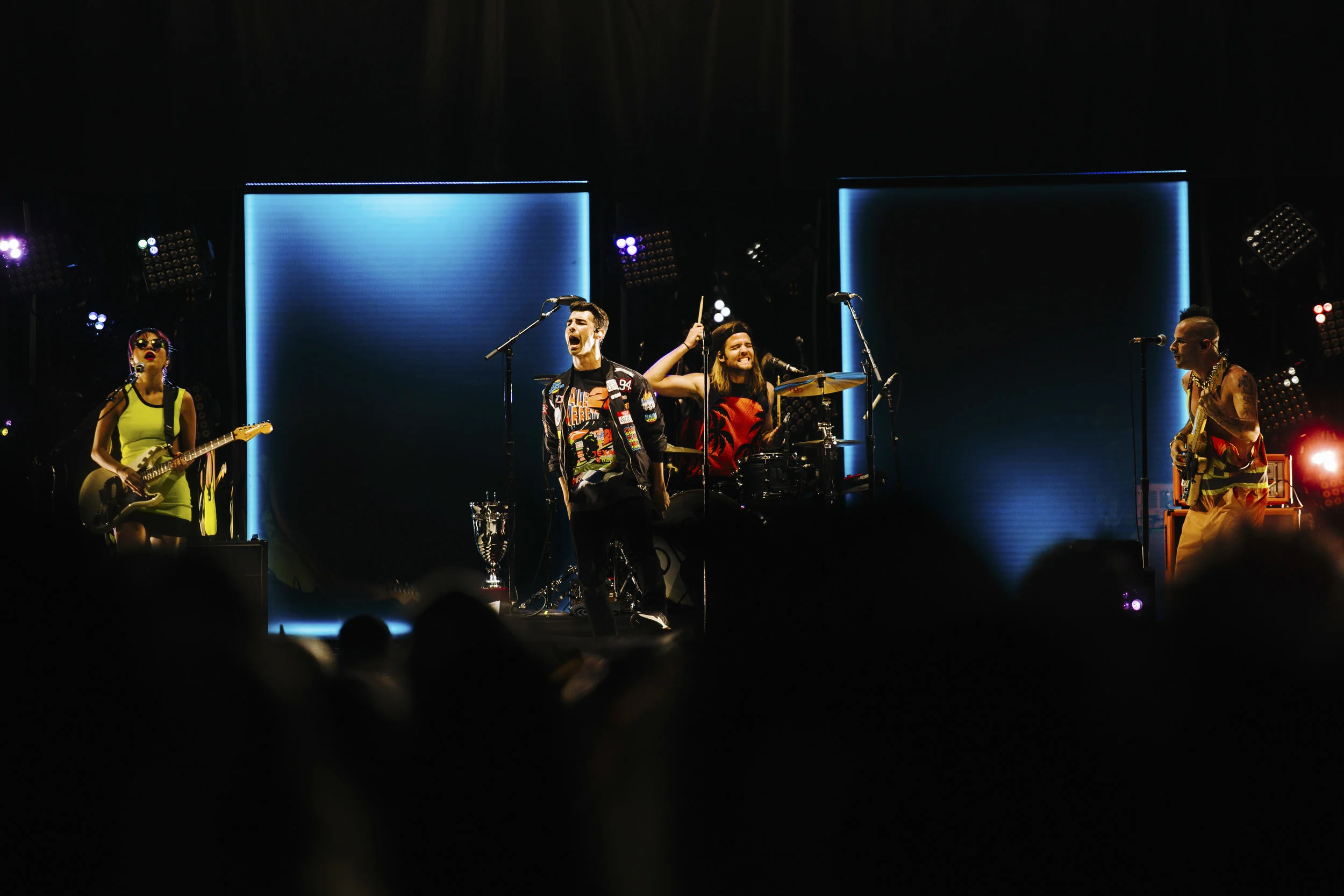 DNCE-4.jpg