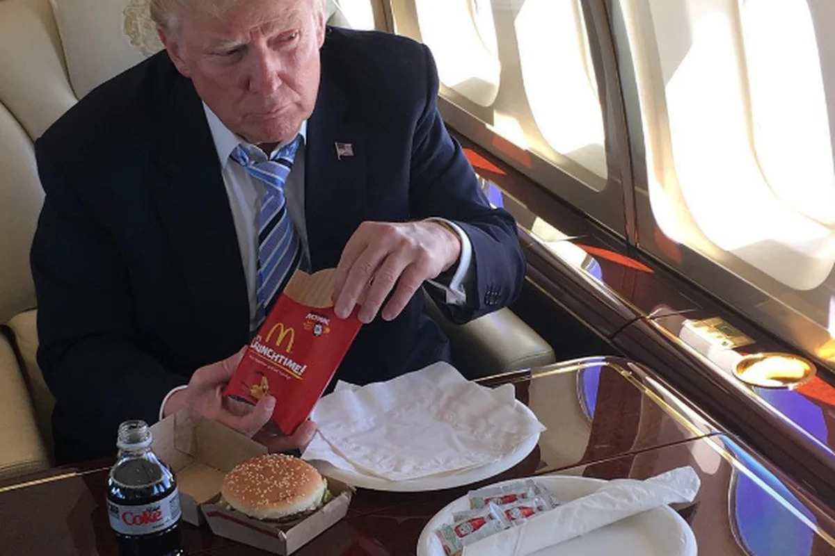 People Are Making Fun Of Trump's McDonald's Order And I Can't Believe You're Making Me Do This But Shut The Fuck Up