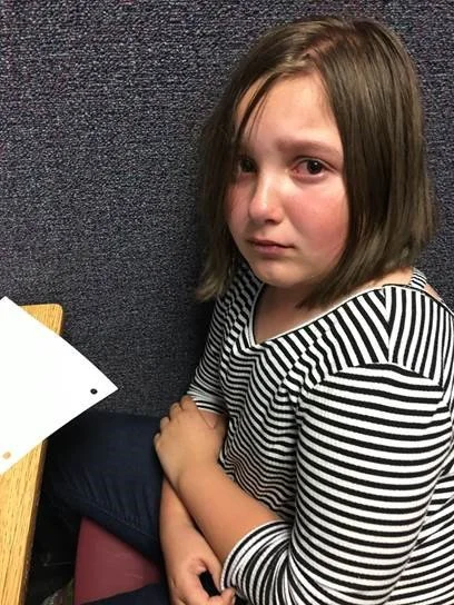 Mother Feels Detention Room Is Too Small And Too Boring For Her Daughter
