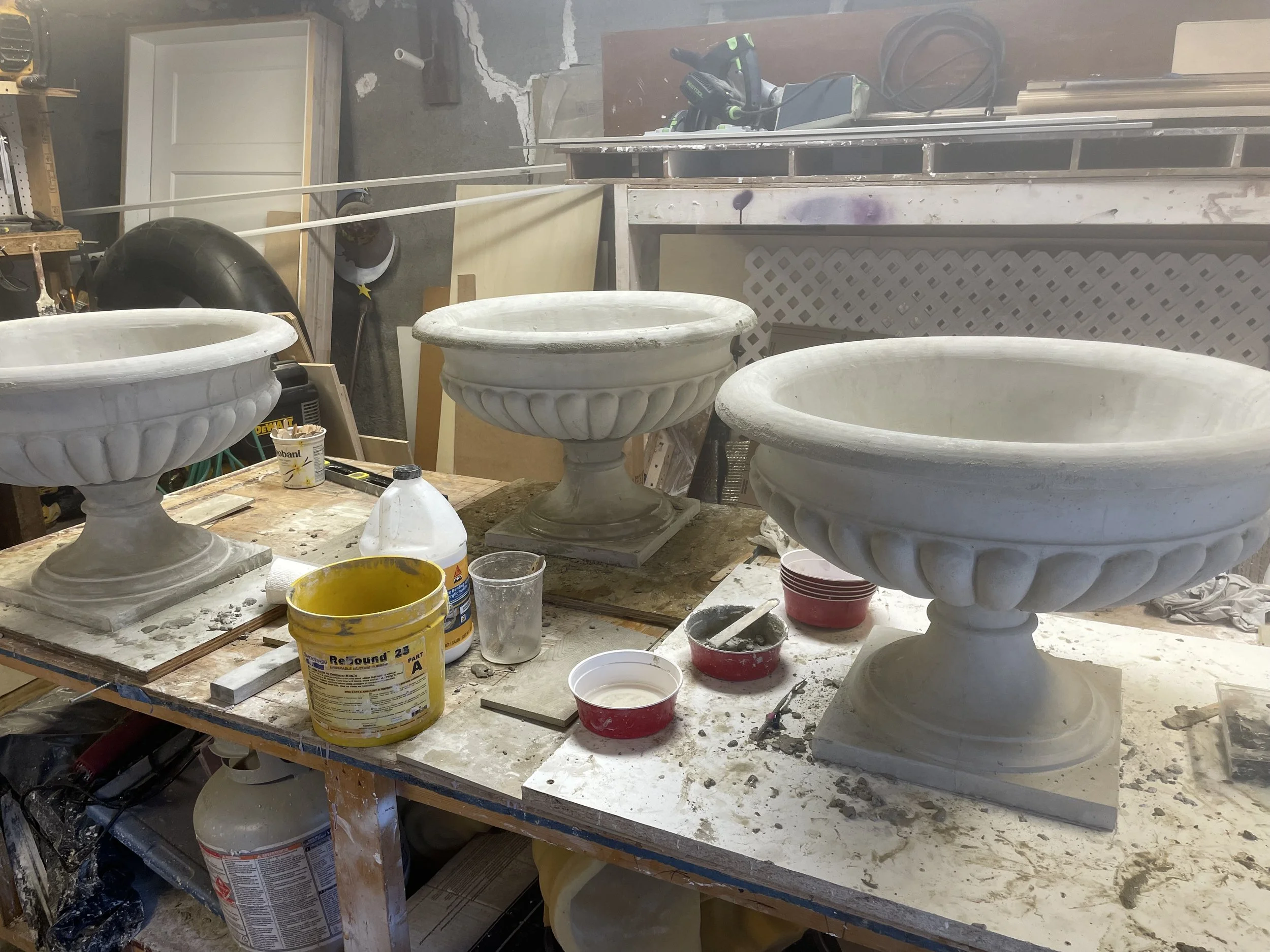 Foot and bowl being assembled