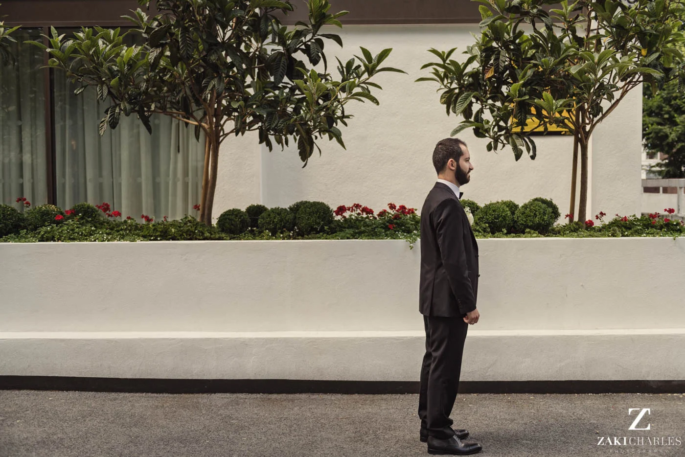 first look wedding photography at Marriott Hotel Regents Park 1