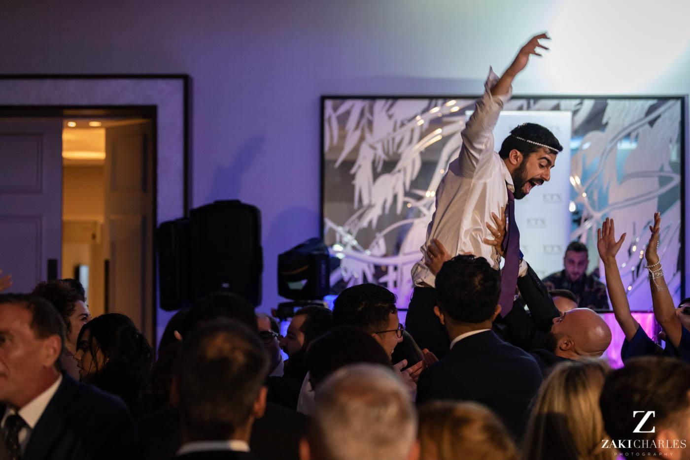 Guests dancing at Marriott Hotel Regents Park Wedding Venue 3