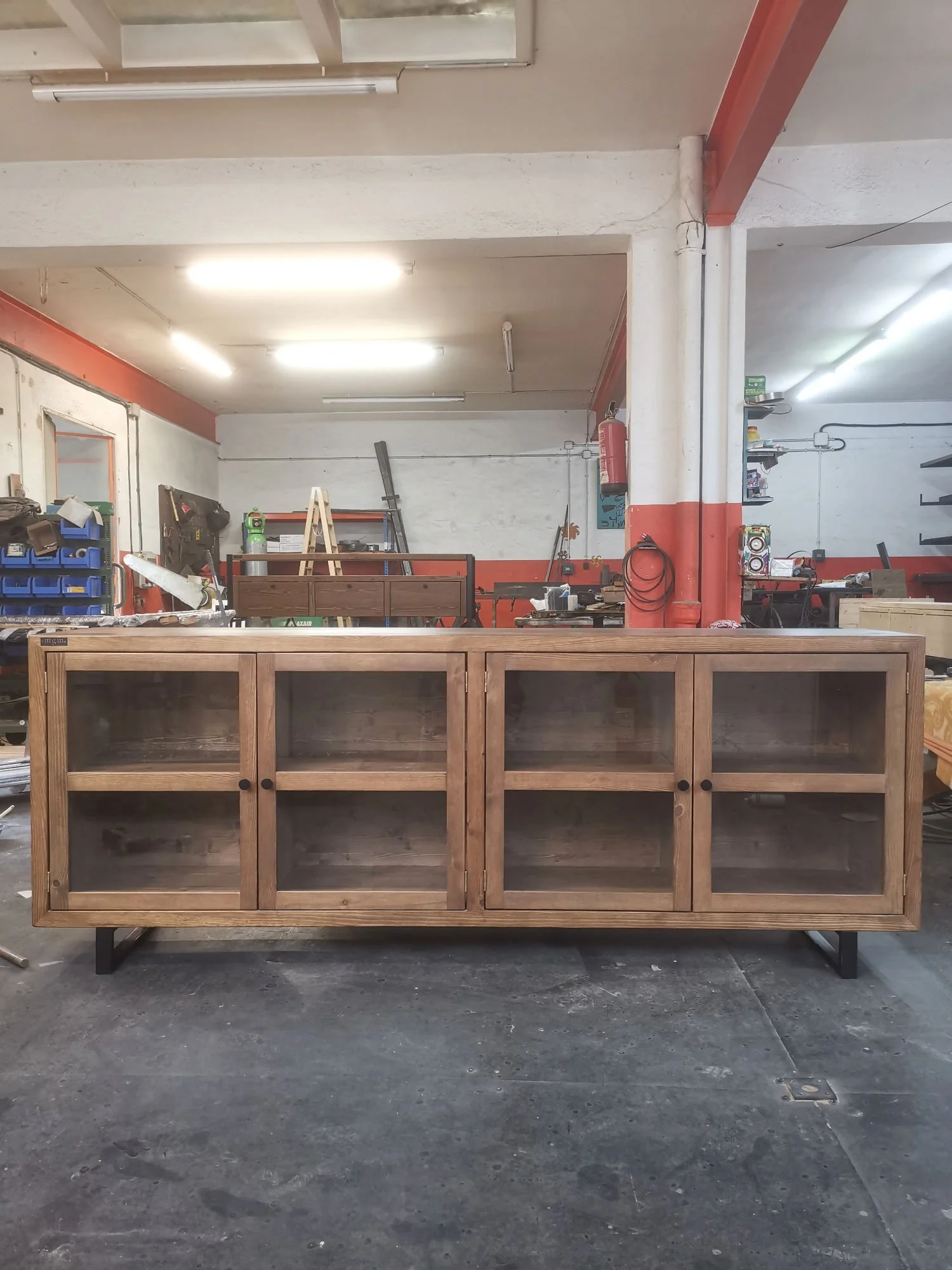 MGM mesa industrial mueble industrial 7 en hierro y madera 1.jpg
