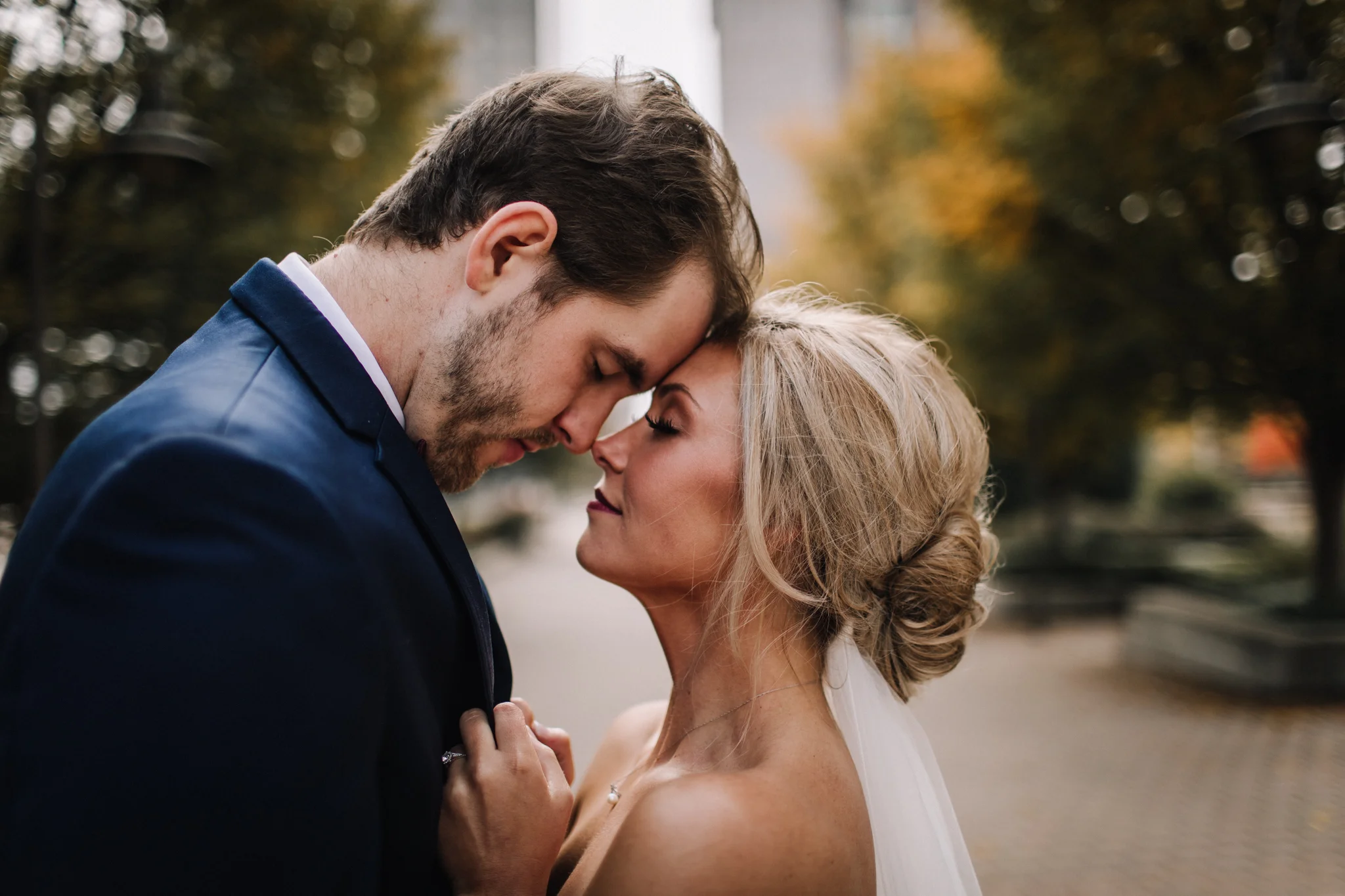 billie-shaye-style-photography-www.billieshayestyle.com-fall-city-wedding-louisville-kentucky-4000-1.jpg