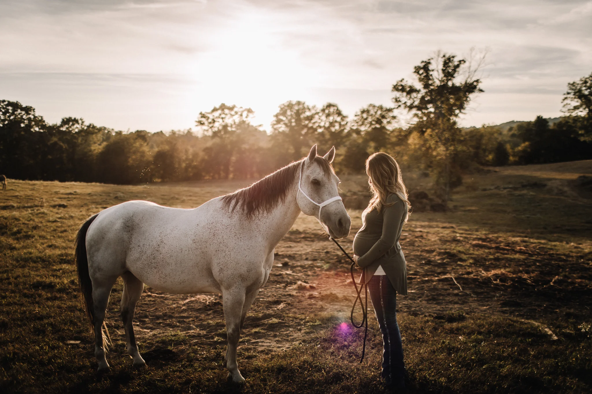 BILLIE-SHAYE STYLE PHOTOGRAPHY - WWW.BILLIESHAYESTYLE.COM - LATE SUMMER EARLY FALL CLASSY RUSTIC URBAN FARM MATERNITY SESSION - NASHVILLE TENNESSEE - 6915.jpg