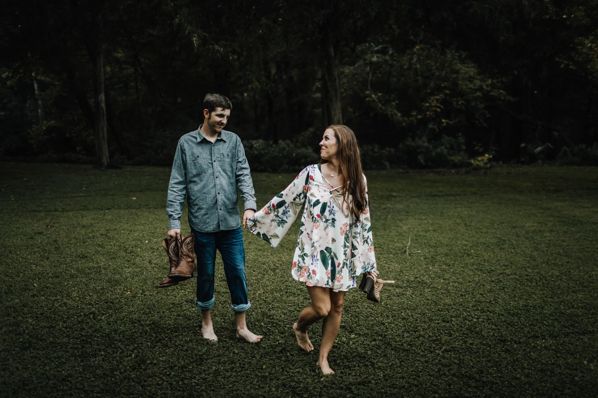 BILLIE-SHAYE STYLE PHOTOGRAPHY - WWW.BILLIESHAYESTYLE.COM - RUSTIC FALL FARM ENGAGEMENT SESSION- NASHVILLE TENNESSEE - 675.jpg