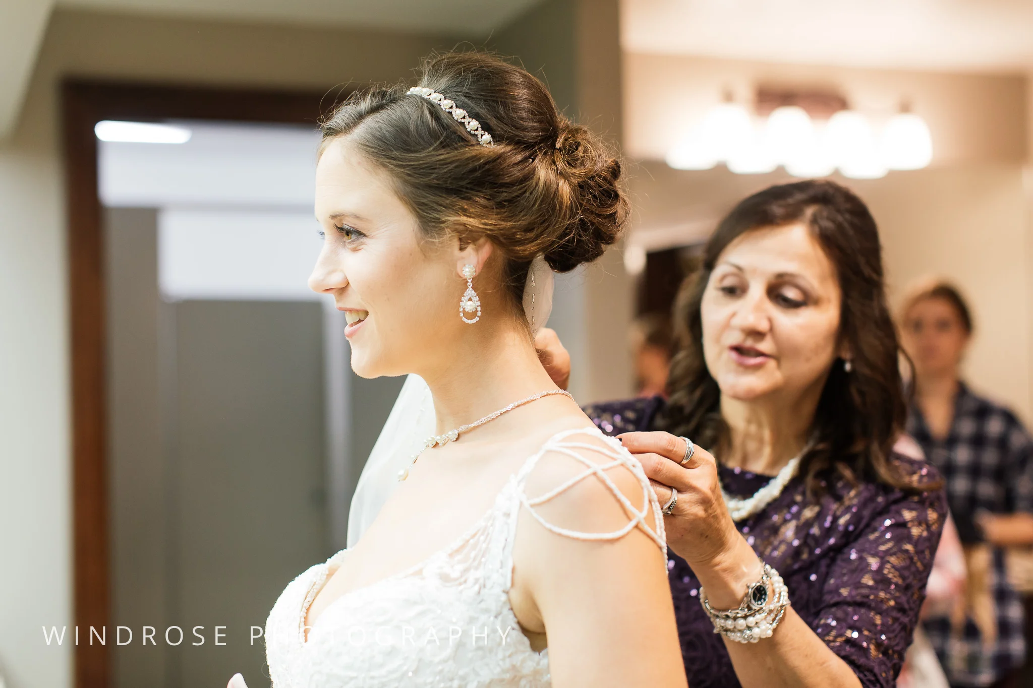 La-Crosse-Country-Club-Wedding-Minnesota-Wedding-Photographer-2.jpg