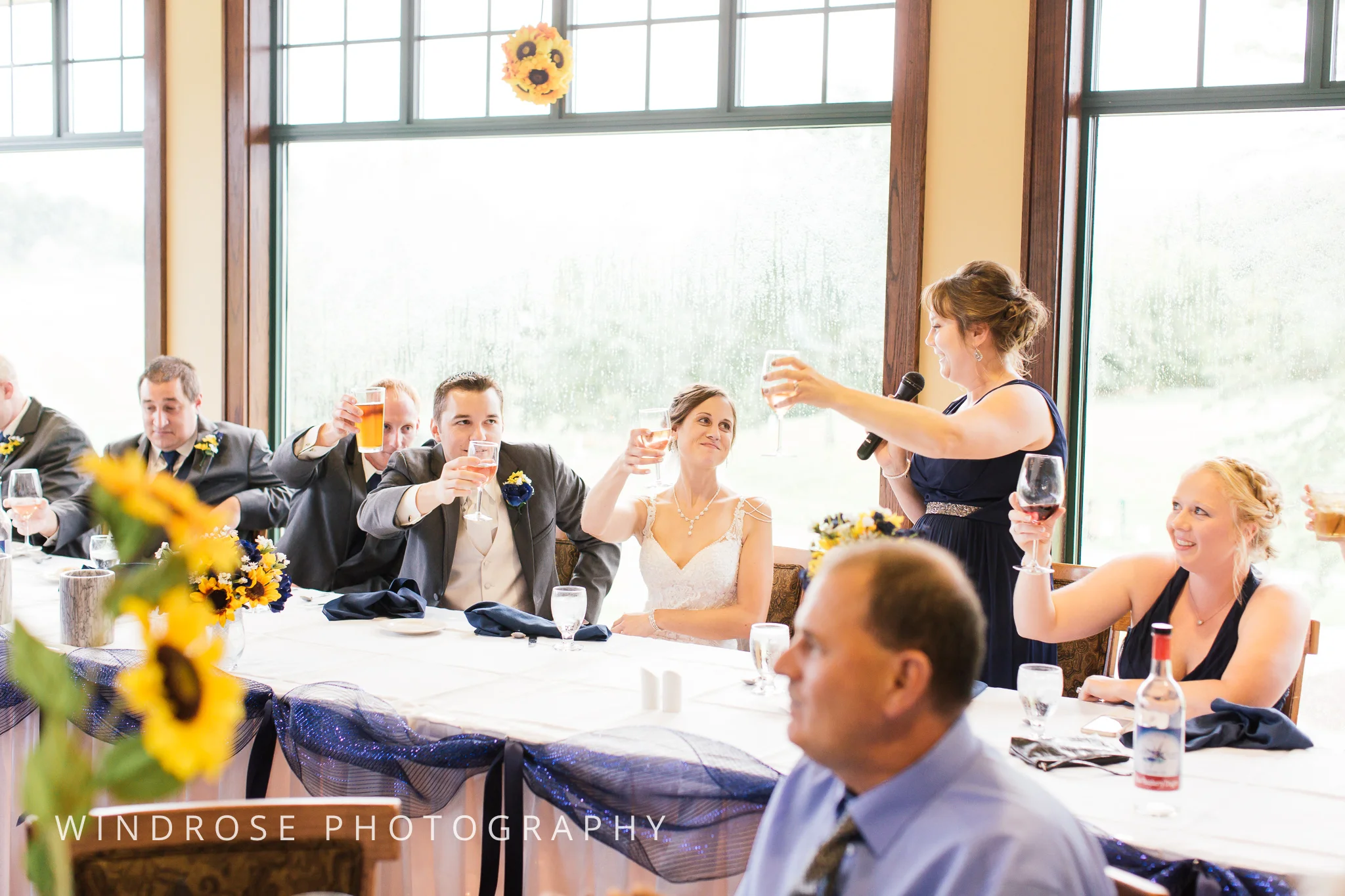 La-Crosse-Country-Club-Wedding-Minnesota-Wedding-Photographer-38.jpg