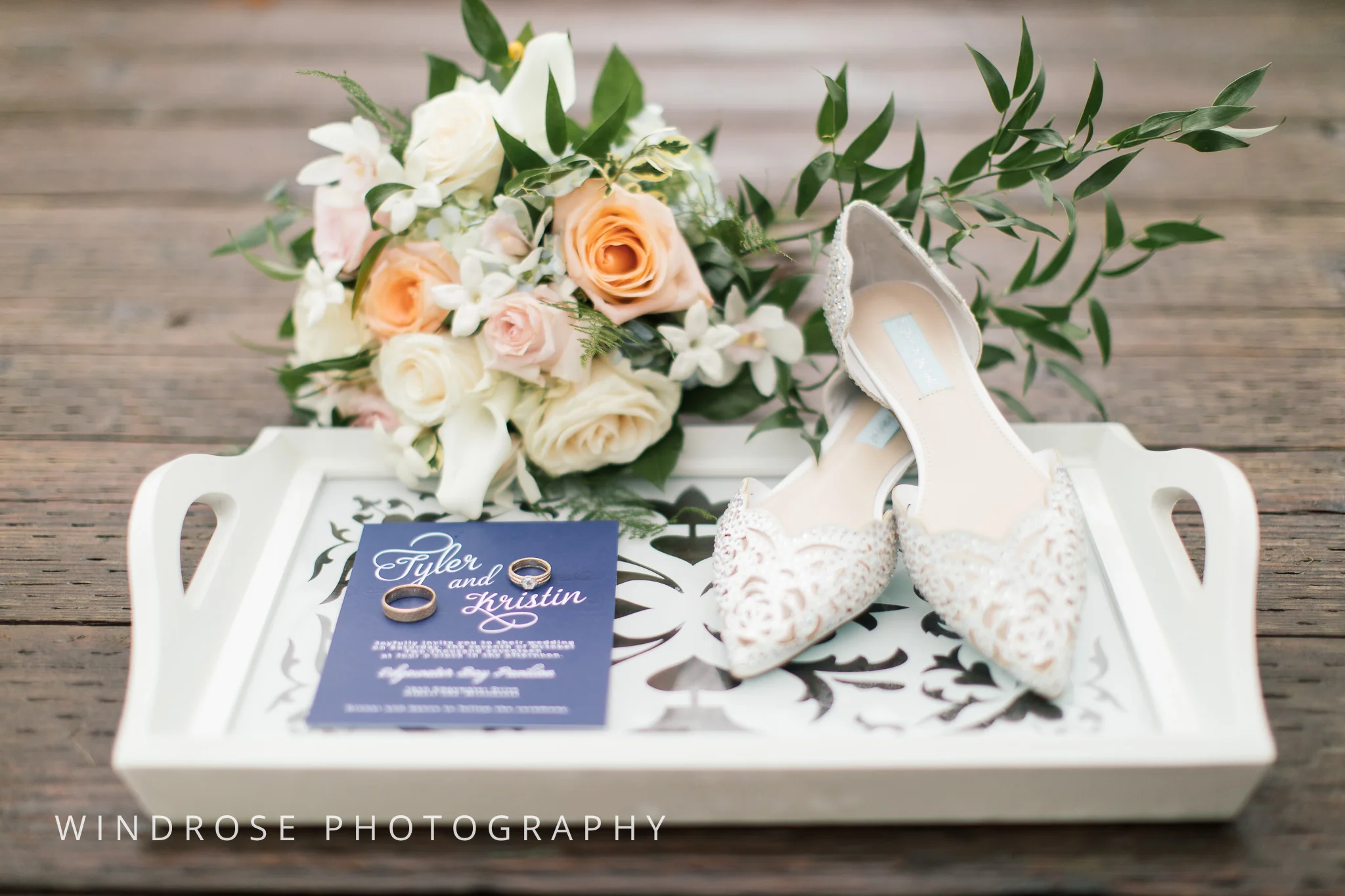 Albert-Lea-Edgewater-Bay-Pavilion-Minnesota-Wedding-Photographer-1.jpg