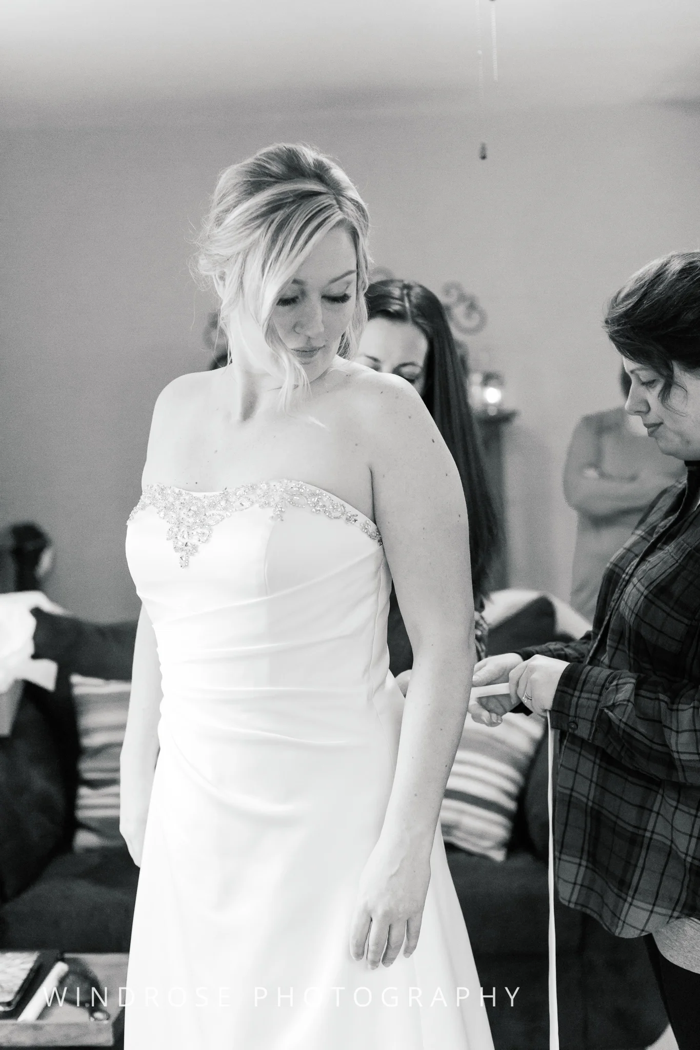 Albert-Lea-Edgewater-Bay-Pavilion-Minnesota-Wedding-Photographer-2.jpg