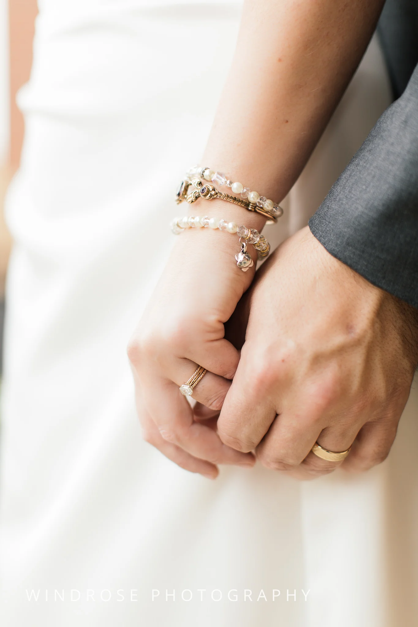 Albert-Lea-Edgewater-Bay-Pavilion-Minnesota-Wedding-Photographer-20.jpg
