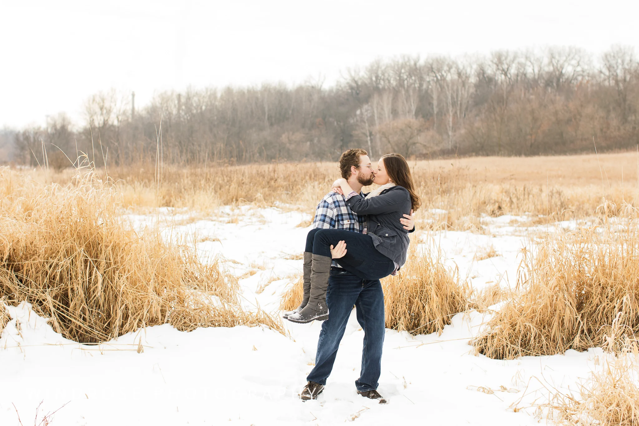 Quarry-Hill-Winter-Engagement-Photo-Session-16.jpg