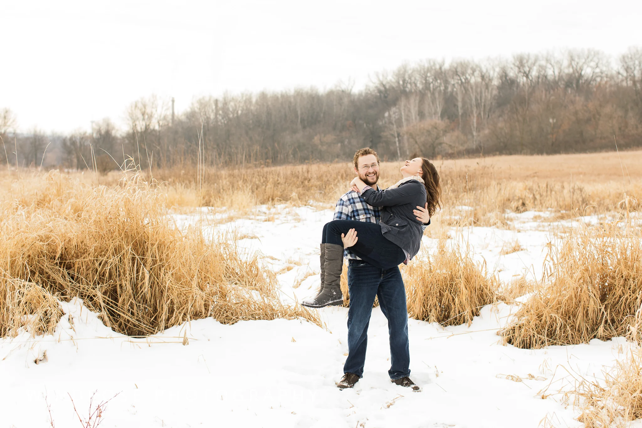 Quarry-Hill-Winter-Engagement-Photo-Session-15.jpg