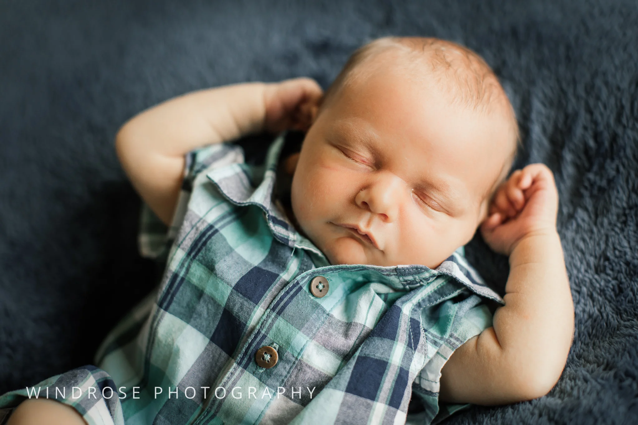 Newborn-Portraits-Rochester-MN-15.jpg