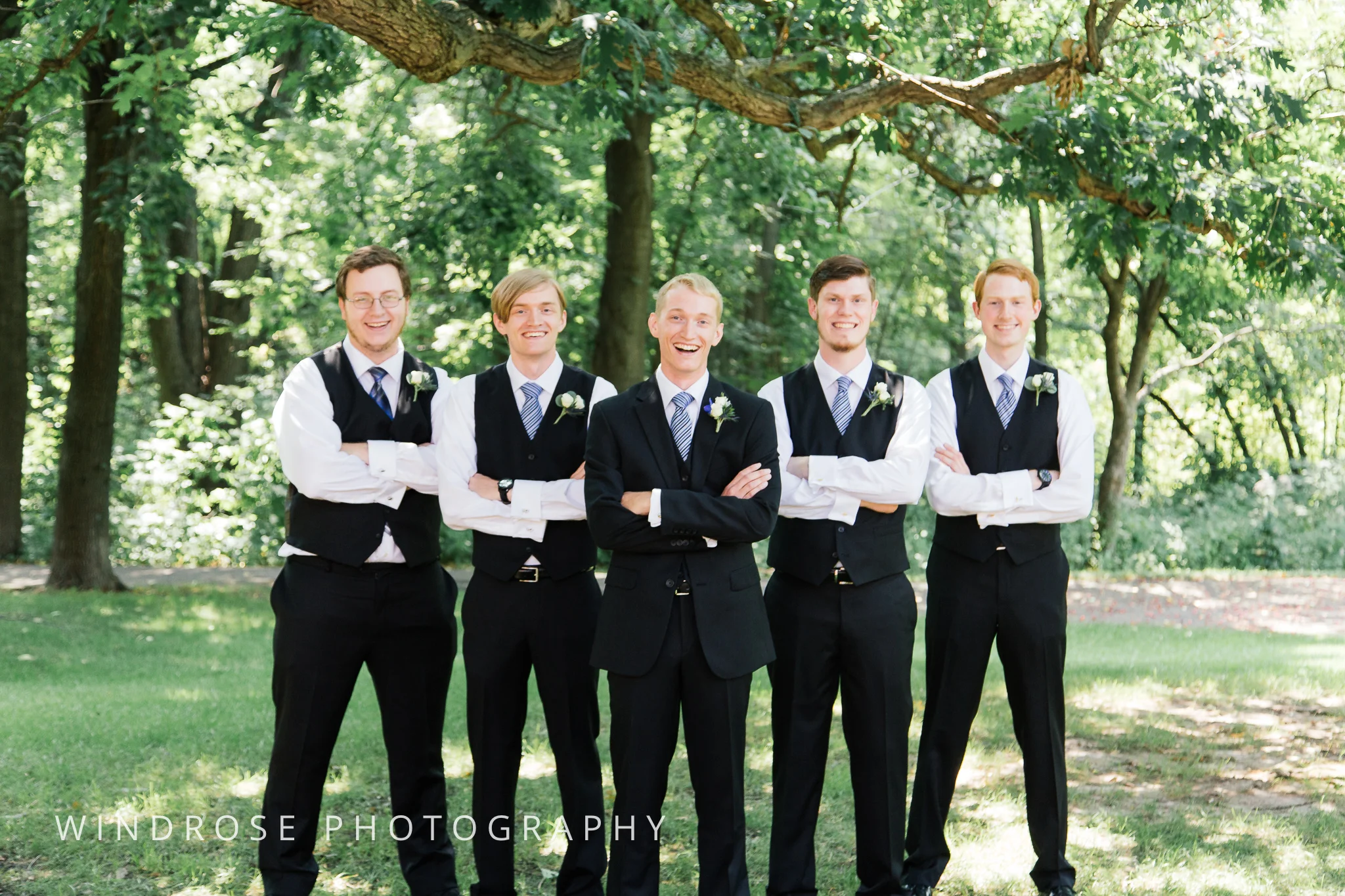 Wedding-Dakota-Lodge-St-Paul-MN-4.jpg